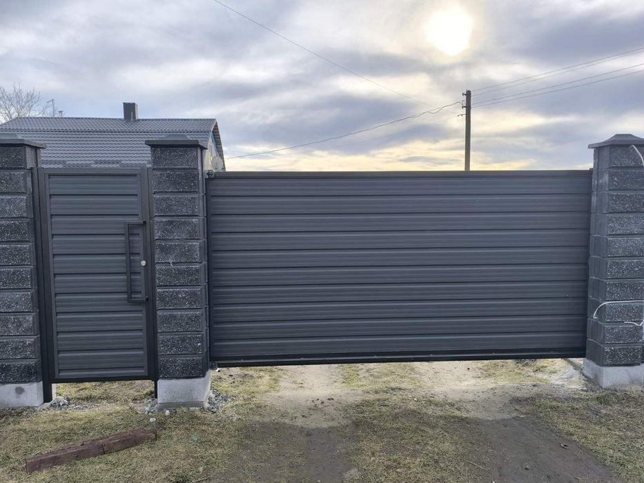 МеталоДім Ворота, Навіси, паркани