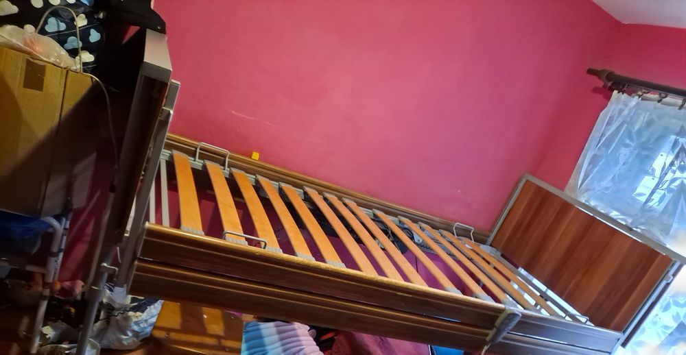 Sprzedam łóżko rechablitacycje elktroniczne