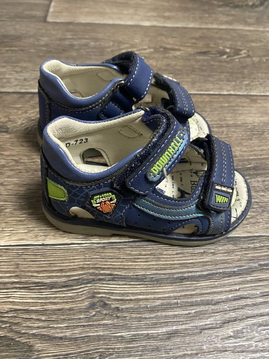 Дитячі босоніжи, сандалі,крокси,аквашузи Skechers, Tom.m