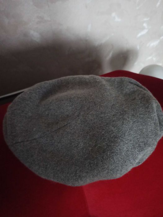 beret dzianinowy na zimę