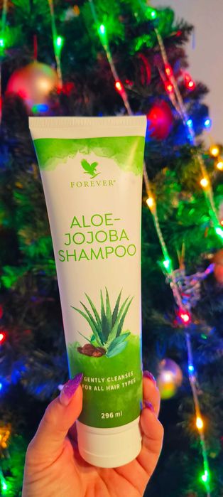 Skoncentrowany zestaw naprawdę działa— szampon i odżywka.