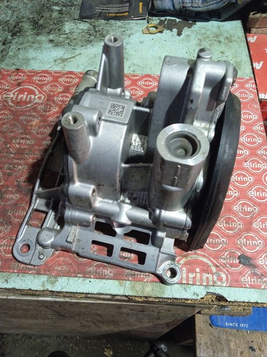 Масляний насос BMW X5