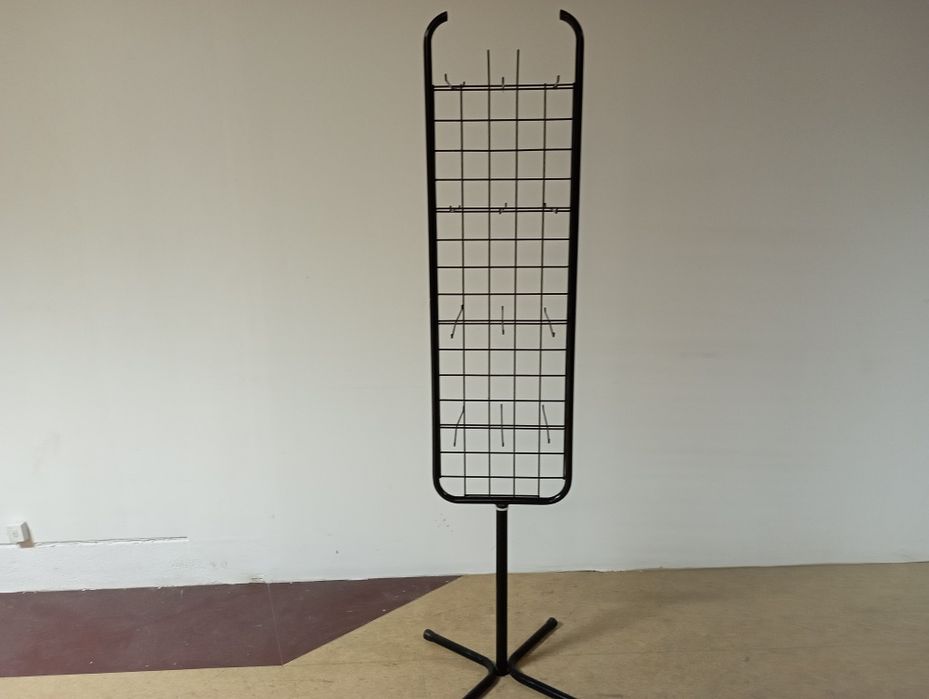 Expositor de ferro