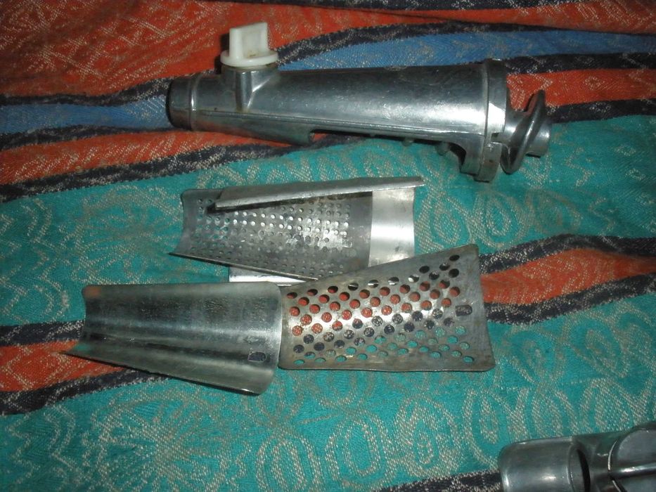 Для сада-огорода, новая соковыжималка-приставка к мясорубке ,  СССР.