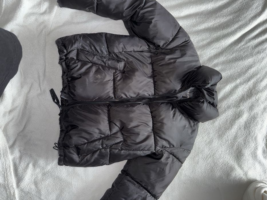 Зимова курточка жіноча