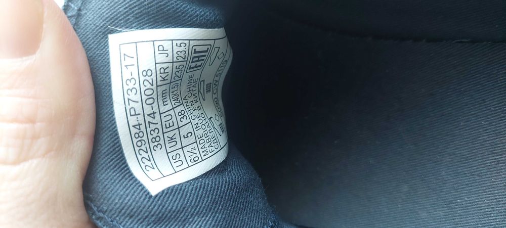 Buty LEVI'S rozmiar 38
