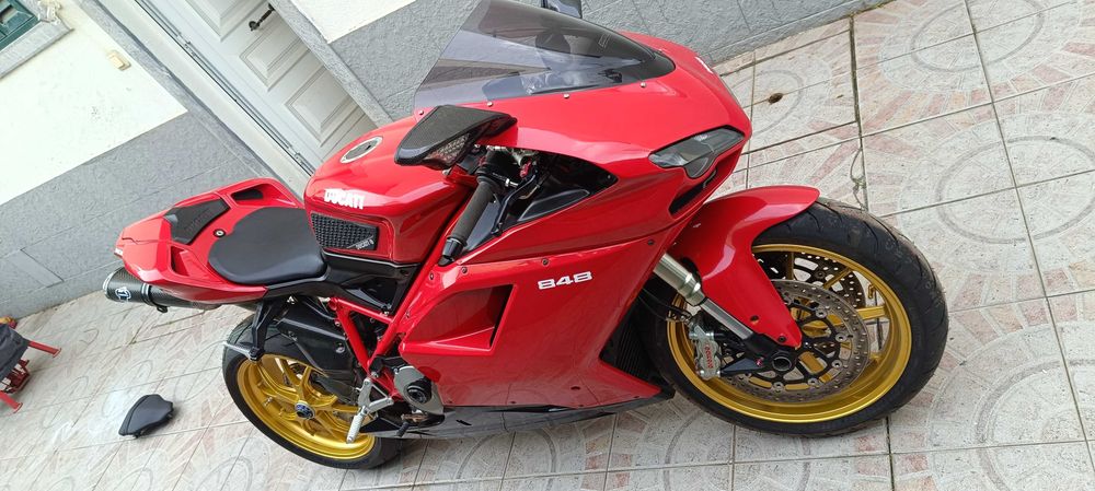 Ducati 848 Ler Descrição