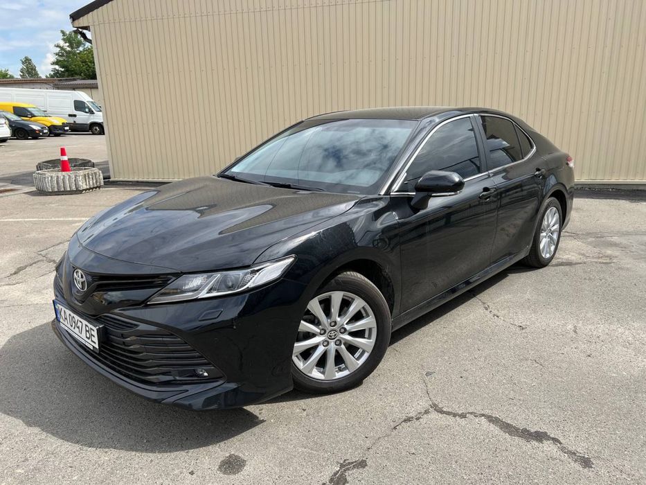 Аренда авто под выкуп Киев Toyota Camry 2020