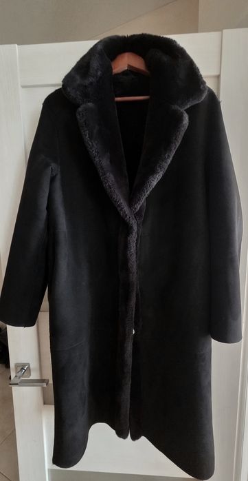 Продам шубу зі штучного хутра