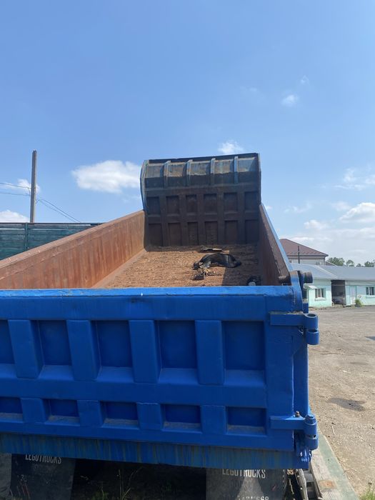 Продається самосвал Freightliner Conventl