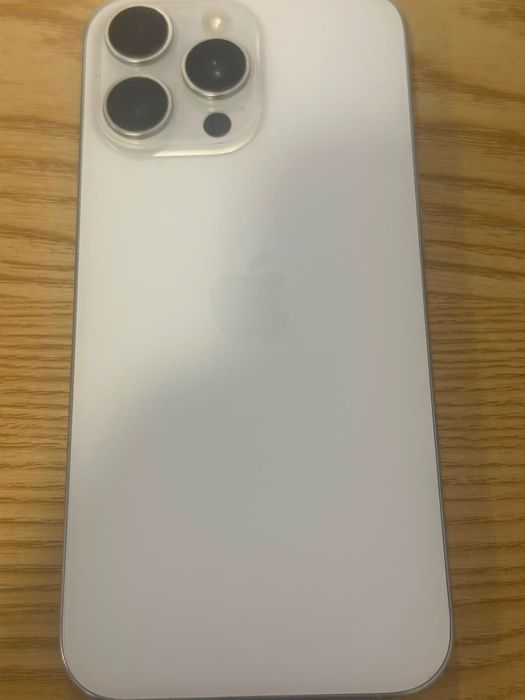 Tele móvel IPhone 16