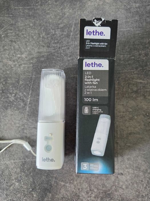 Latarka z wiatraczkiem 2 W 1