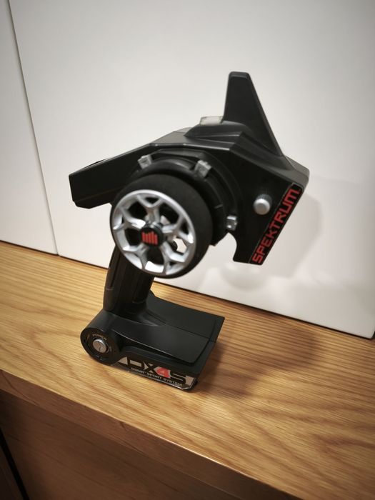 Transmissor Radio Comando Spektrum DX4S