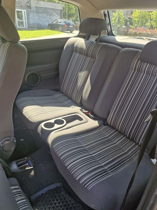 Volkswagen Fox 2006 – idealny na pierwszy samochód