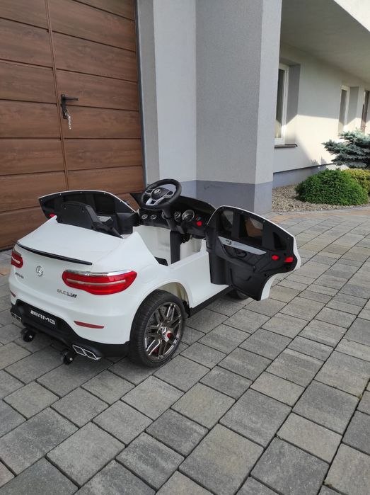 Mercedes GLC 63S  auto na akumulator