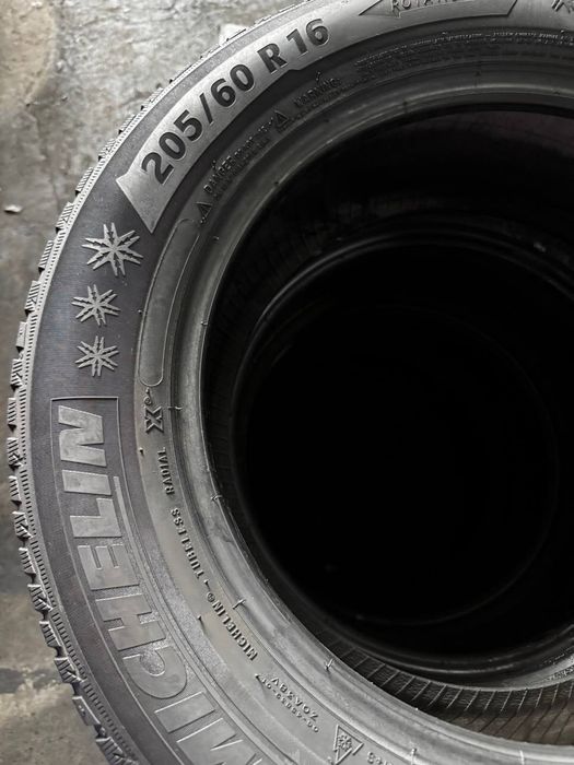 205/60R16 Michelin 2024p
