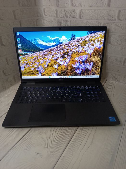 Ноутбук Dell Latitude 3520 i5-1135G7 підсвітка клавіатури