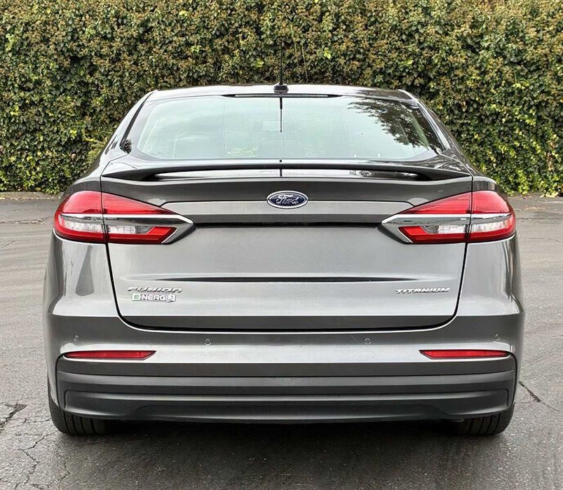 Ford Fusion Energi Titanium      2019