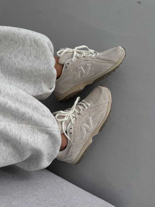 Жіночі кросівки New Balance 204L | Розміри 36-41
