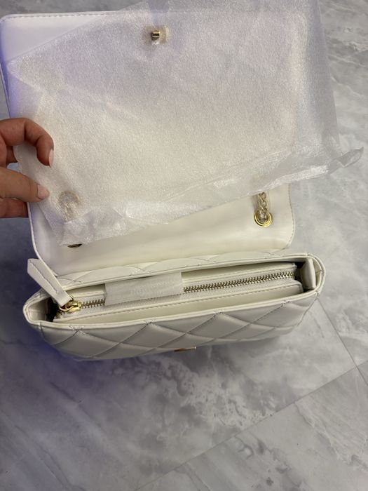 Piekna oryginalna torebka Valentino