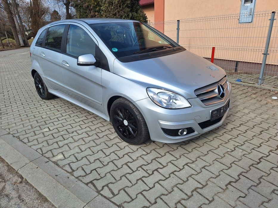 Mercedes B-klasa#zarejstrowany#ważne opłaty#łańcuch rozrządu