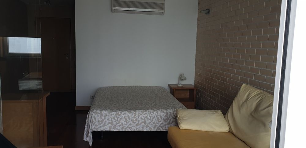 Apart. T0 / Centro Comercial AlmaShopping