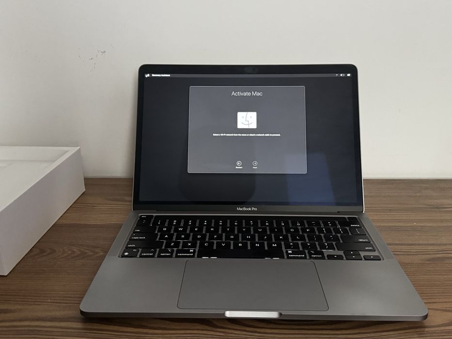 Macbook Pro M1 13” 16GB RAM, 2TB SSD - duży dysk, świetna bateria