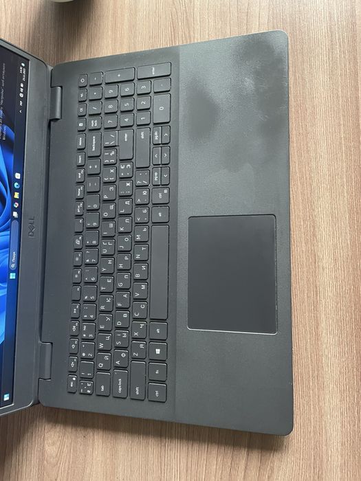 Ноутбук 15.6 Dell i3-1115G4 FullHD IPS 16GB ddr4 256GB  Видео 2 ГБ