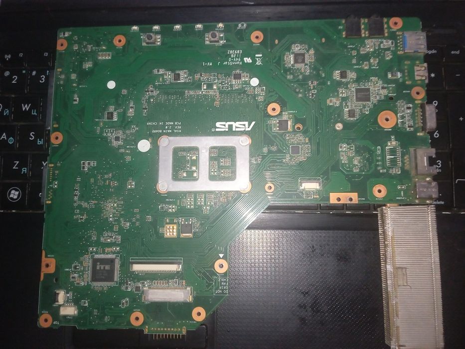 Материнська плата asus x54l