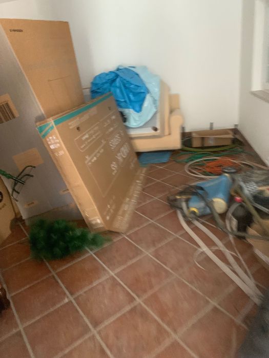 Aluga se anexo  T2.  WC 2   na verdizela