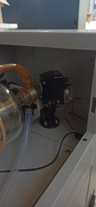 Laser co2 60w 700x450mm Usado com Gatantia