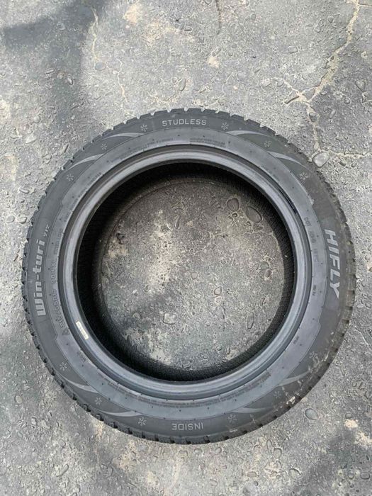 Шини 215/55 R17 Hifly зима 2023 рік 7,5/6,2 мм