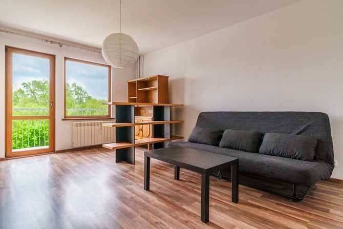 Przestronny pokój z balkonem, WiFi - Radomska 11, BRAK PROWIZJI
