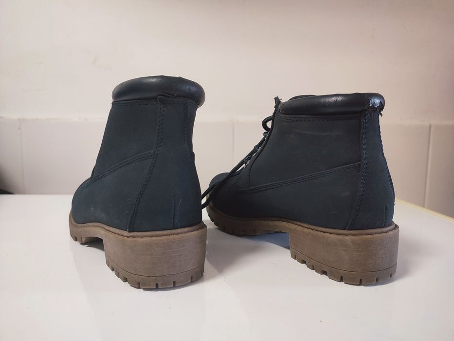 Botas - tamanho 36