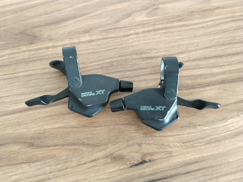Manetki Shimano XT SL-M739 3x8 biegów/rzędów komplet przód + tył