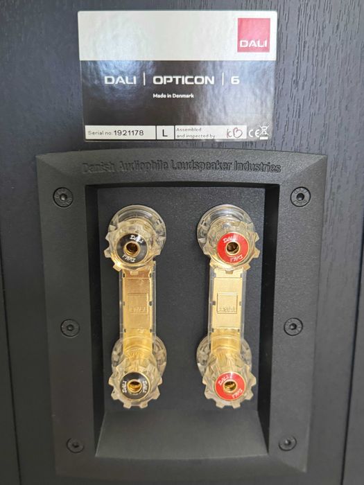 Colunas DALI Opticon 6
