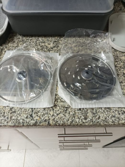 Processador de Alimentos c/ função de Cozinhar Cookeasy+ CCL50.A0CP