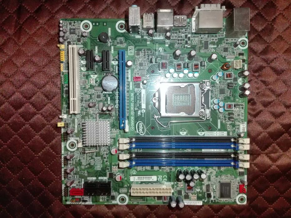 плата Intel DQ57TM s1156