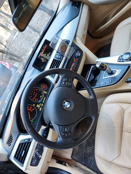 BMW 320i Xdrive 2014 рік
