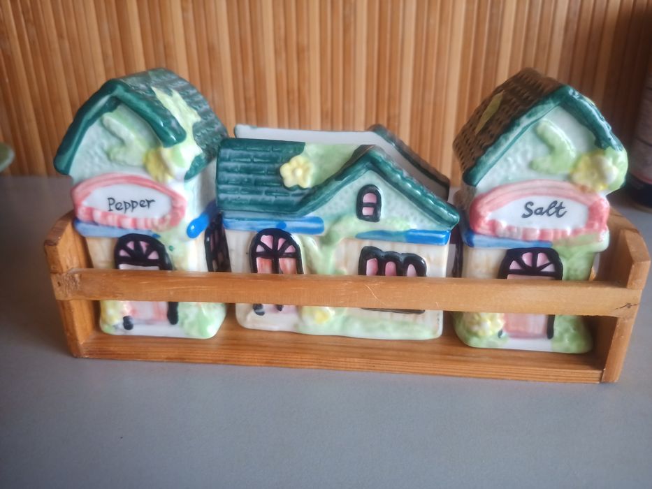 Набор для перца и соли.