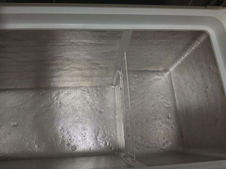 Arca Hotpoint Ariston Modelo ECHAA 375)