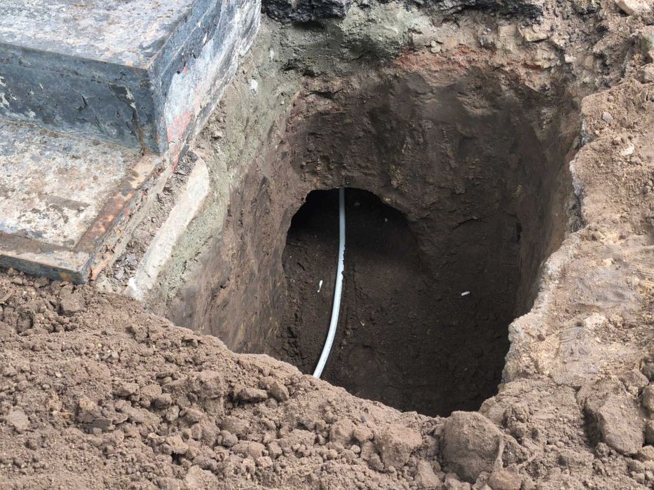 ПРОКОЛ ГРУНТА под дорогой, горизонтальное бурение, ГНБ, Бестраншейная прокладка труб, Врезка в водопровод, Замена водопровода в Частном Доме