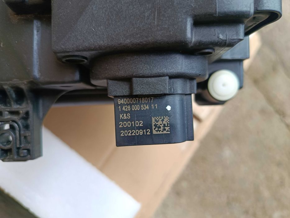 Audi A4 B9 рестайлінг права LED фара 8W0941034F комплектна, з блоком