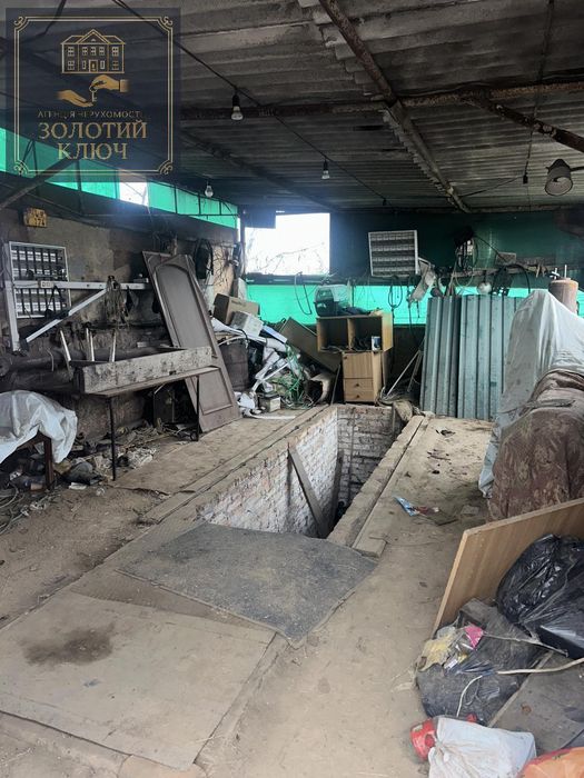 "Продаж будинку в Кропивницькому"