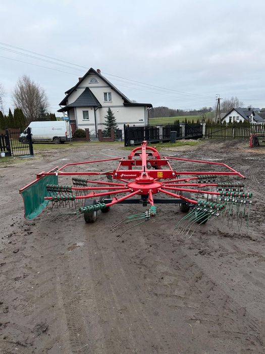 Zgrabiarka Kverneland 9943