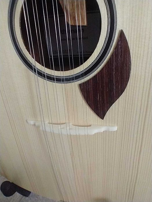 Guitarra portuguesa