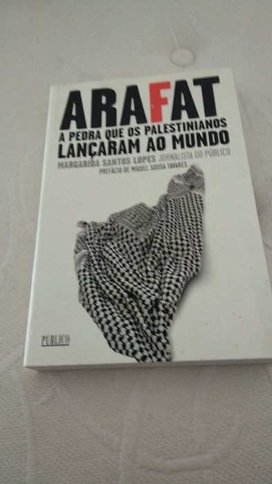 Vendo três livros