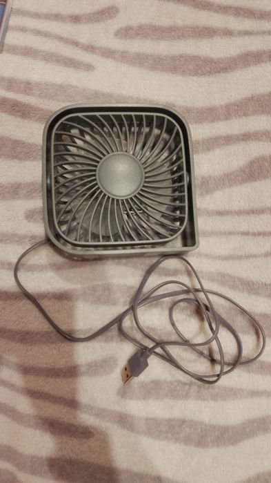 Wiatrak wentylator biurkowy nowy
