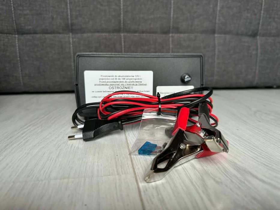 Prostownik Samochodowy HERTZ 12V 12A PRODUKT POLSKI Wysoka Jakość !!!