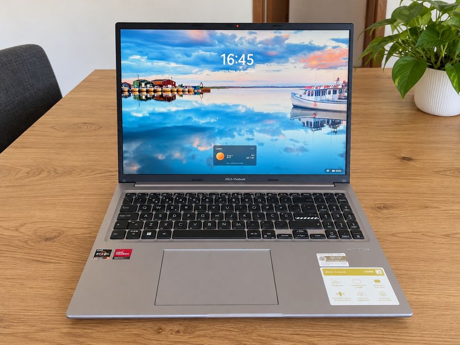 Asus Vivobook 16 Ryzen 5 5625u 16gb ram 256gb ssd